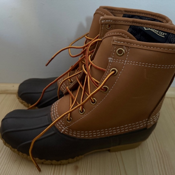 LL Bean Duck boots - Picture 2 of 3